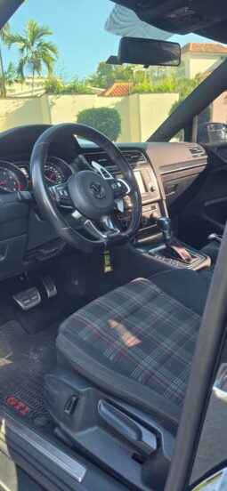 
										2017 Volkswagen GTI full									