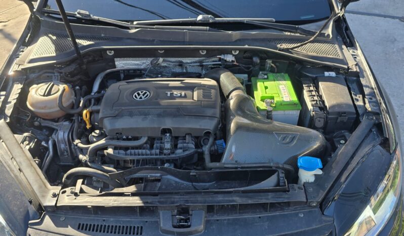 
								2017 Volkswagen GTI full									