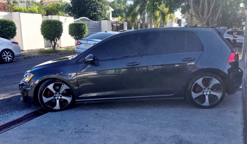 
								2017 Volkswagen GTI full									
