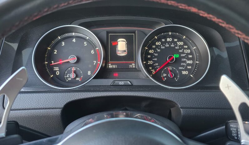 
								2017 Volkswagen GTI full									
