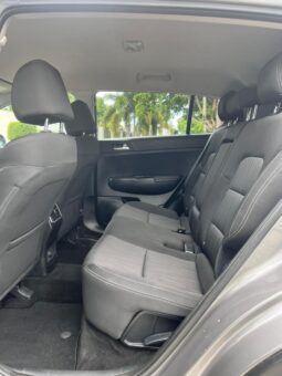 
										2019 KIA SPORTAGE LX full									