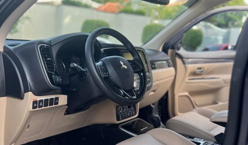 
								2020 MITSUBISHI SEL full									