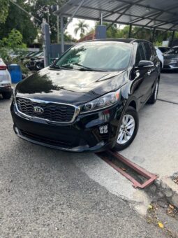 
										2020 KIA SORENTO LX full									