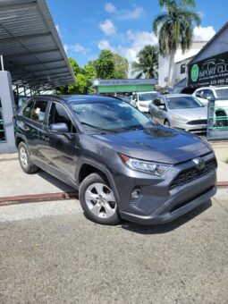 2020 TOYOTA RAV4 XLE