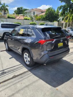 
										2020 TOYOTA RAV4 XLE full									