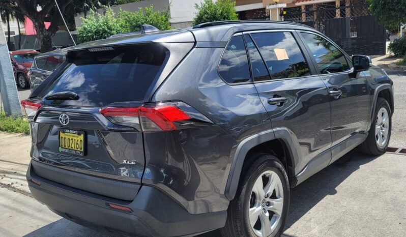 
								2020 TOYOTA RAV4 XLE full									