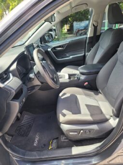 
										2020 TOYOTA RAV4 XLE full									