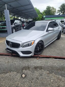 
										2015 MERCEDES BENZ C300 full									