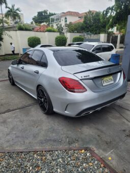 
										2015 MERCEDES BENZ C300 full									