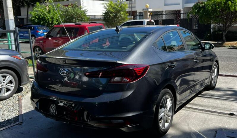 
								2020 HYUNDAI ELANTRA SEL full									