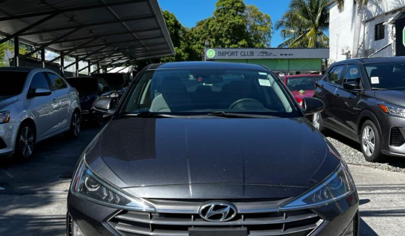 
								2020 HYUNDAI ELANTRA SEL full									