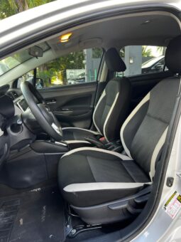 
										2021 NISSAN VERSA VS full									