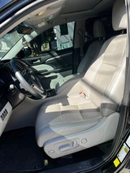 
										2019 TOYOTA HAIGHLANDER LIMITED full									