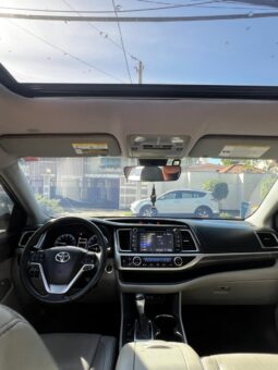 
										2019 TOYOTA HAIGHLANDER LIMITED full									