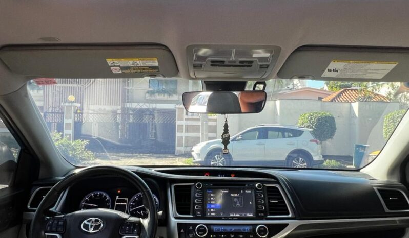 
								2019 TOYOTA HAIGHLANDER LIMITED full									