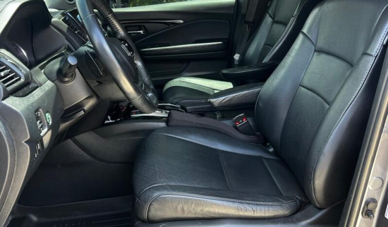 
								2021 HONDA PILOT TOURING full									