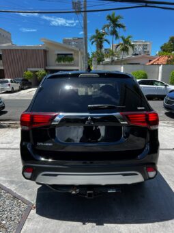 
										MITSUBISHI OUTLANDER full									